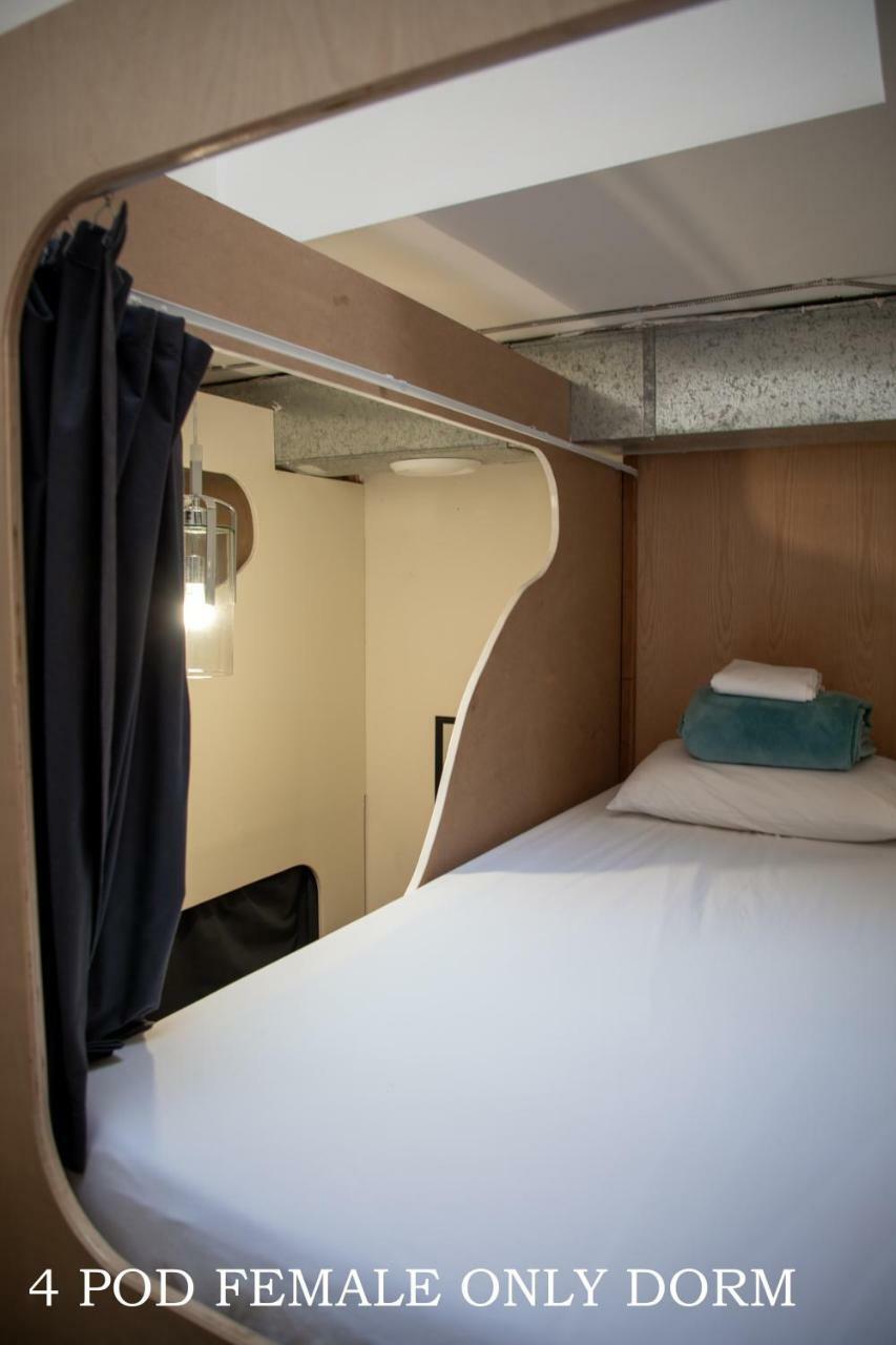Two Peas Pod Hostel Toronto Buitenkant foto